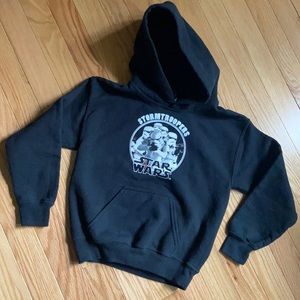 Boys Star Wars black hoodie, sweatshirt XS 4 5